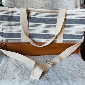 DSW Weekender bag